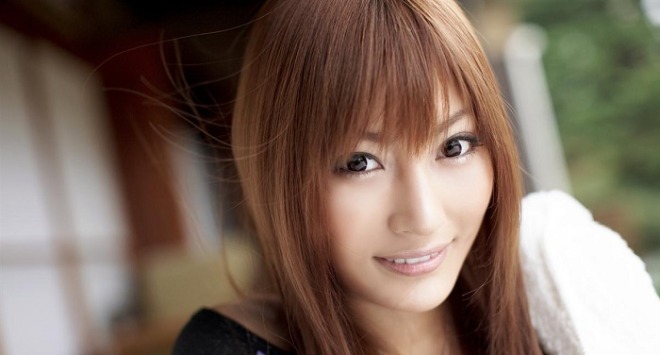 可愛いAV女優・明日花キララ