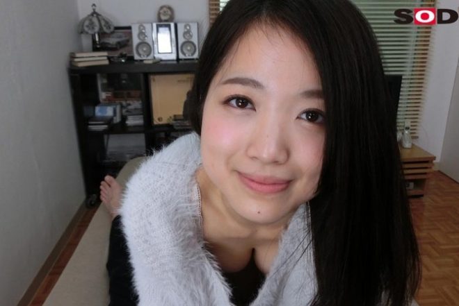 【VR】100万人に1人のめっちゃ素人 性格の良さが滲み出る現役女子大生一ノ瀬梓とキスたっぷりリアルいちゃラブSEX2