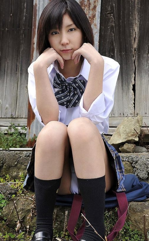 仲村みうのグラドル画像