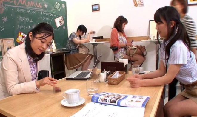 壁！机！椅子！から飛び出る生チ○ポが人気のお店 「喫茶しゃぶりながら」・・・さらにハメながら3