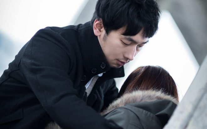 出張ホストでオナニーを見てもらう