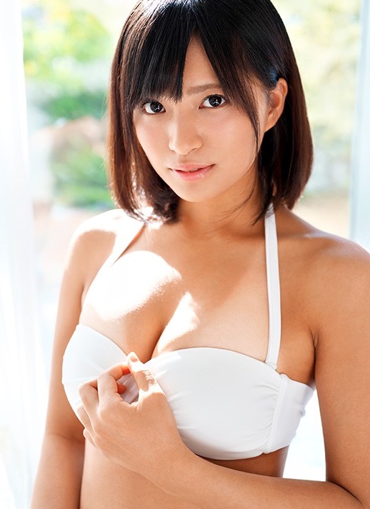 根尾あかりのエロ画像集1