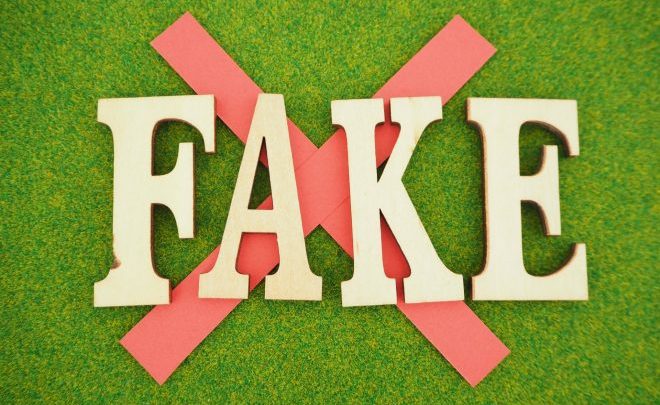 偽造や非正規などは避ける