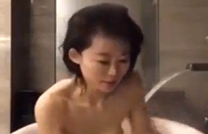 17位：お風呂で爆乳美女がガン突きされる動画