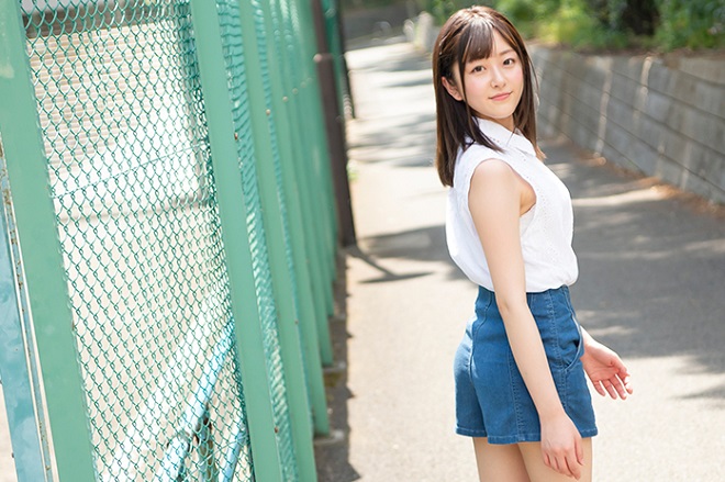 青空ひかりの初体験は17歳の頃