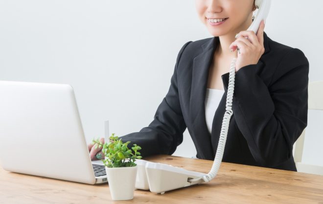 カスタマーサポートが24時間対応