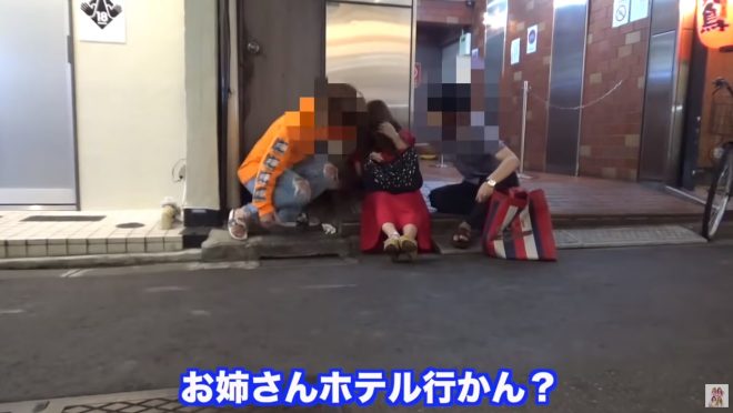 深夜の歌舞伎町で女の子が一人で潰れていたらどうなるのか検証してみた