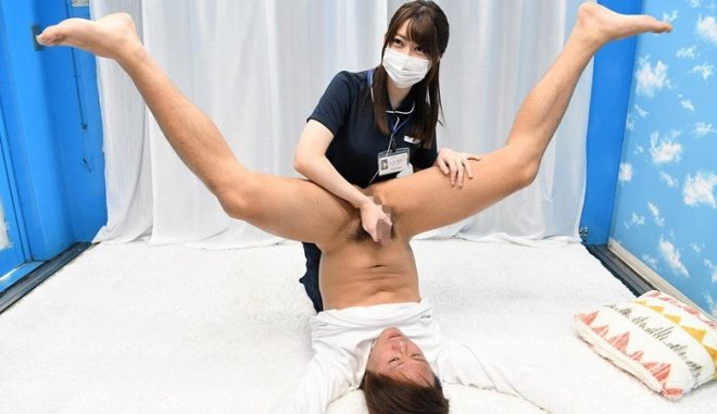 マジックミラー号 看護師限定 「絶倫ち○ぽ診察してくれませんか？」勃起が収まらなくて困っている男性をあの手この手で優しく導く白衣の天使たち3名収録2