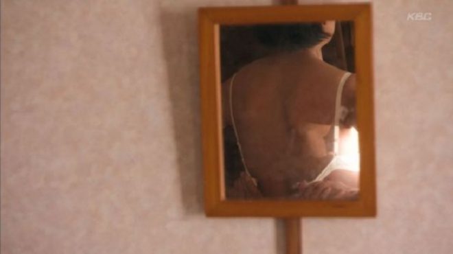 黒木瞳がおっぱいを露出したエロい濡れ場 就活家族6