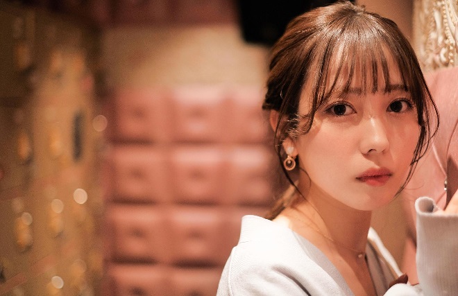 小湊よつ葉（井上理香子）