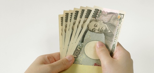 相場をはるかに下回るギャラ