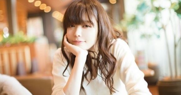 AV女優「鳳かなめ」のプロフィール